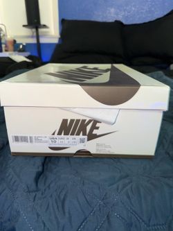 Jordan 1 Travis Scott “ velvet brown “