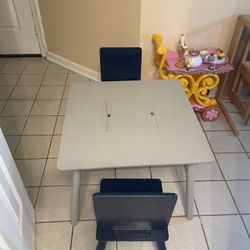 Table With 2 Chairs 