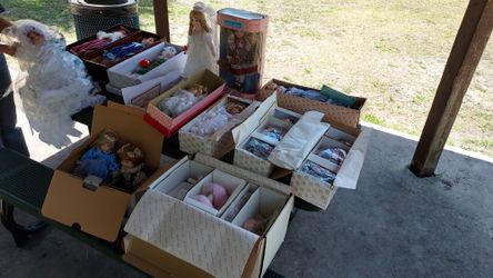 Dolls Collectible
