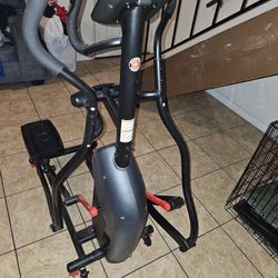 Elliptical. Like New!