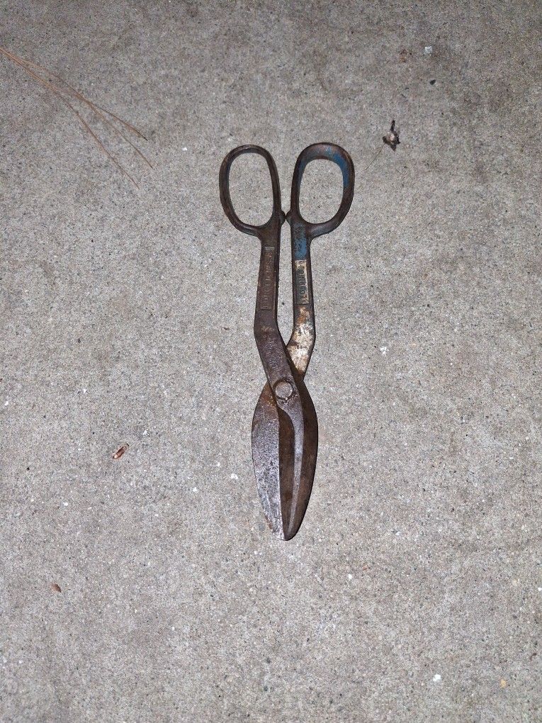 vintage tin snips