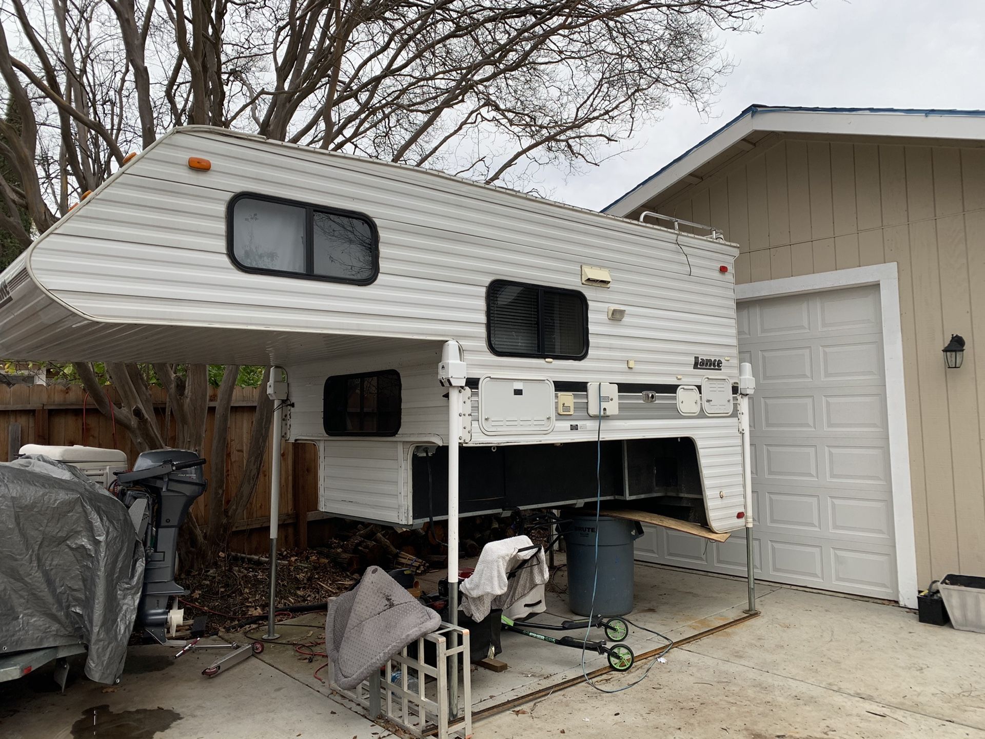 Lance bed camper for Sale in Galt, CA - OfferUp