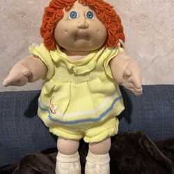 Vintage Cabbage Patch Kids Doll – Red Hair – Original Outfit