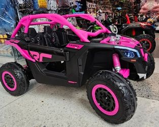 Canam Maverick X3 RS, ride-on, 4x4, leather seats, Bluetooth, mp4, screen for videos, remote Control, double 24v battery, EVA tires similar to rubber,