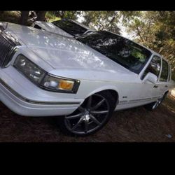 97 Lincoln Town Car Sig