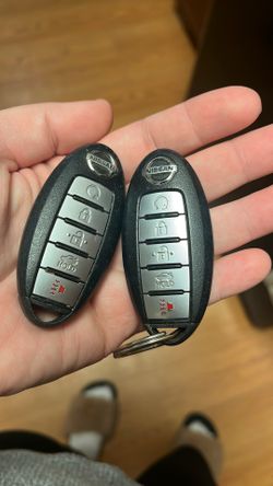 2 Key Fobs 