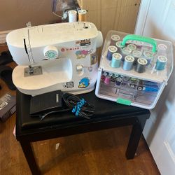 Singer Sewing Machine 1500