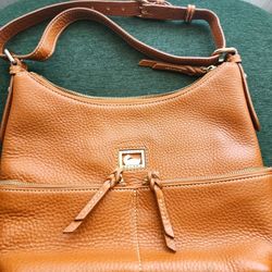 Vintage Dooney & Bourke Leather Shoulder Bag – Medium, Tan