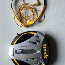 Sony Sports D-SJ15 CD Walkman Portable CD Player - Working Tested