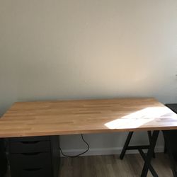 Manieren Blozend Welsprekend Ikea gerton solid wood top desk for Sale in Fremont, CA - OfferUp