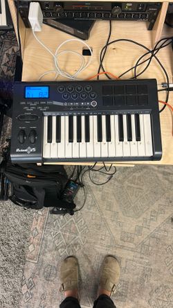 M-Audio Axiom 25