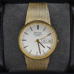 Vintage 1980s Bulova Accutron 10KT Gold Filled Quartz Swiss Day Date Men's Watch