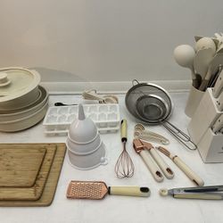 🔥 LAST CHANCE! Moving Sale: Complete 19+ Pc Kitchen Starter Kit - Ceramic Pans w/ Removable Handles!