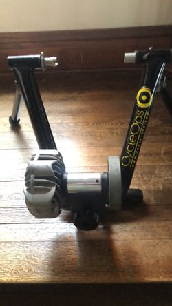 Cycle-OPS Fluid trainer like new condition