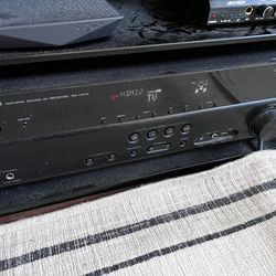 Yamaha 5.1 Surround Sound Speaker System