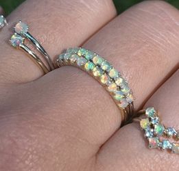 Mejuri Opal Half Eternity Band 14k Yellow Gold Size 7