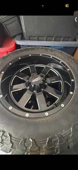 Moto metal 20’s