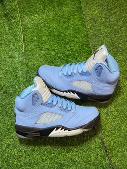 Jordan 5 UNC size 8 men
