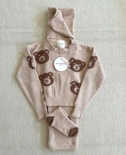 No Comment Girls Two Piece Sweater Pants Socks Set Size 7/8