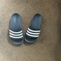 Adidas Sandals Size Boys Size 1