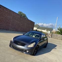 2012 Infiniti g37