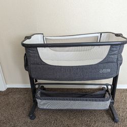Bassinet 