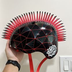 Krash Vector Victor Helmet Red Mohawk Ages 8-14.