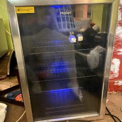 The Haier 150-Can Beverage Center (model HEBF100BXS