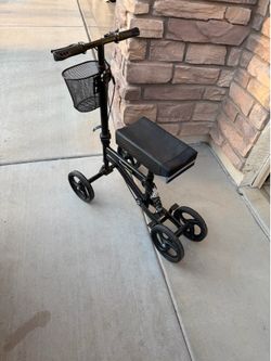 Knee scooter