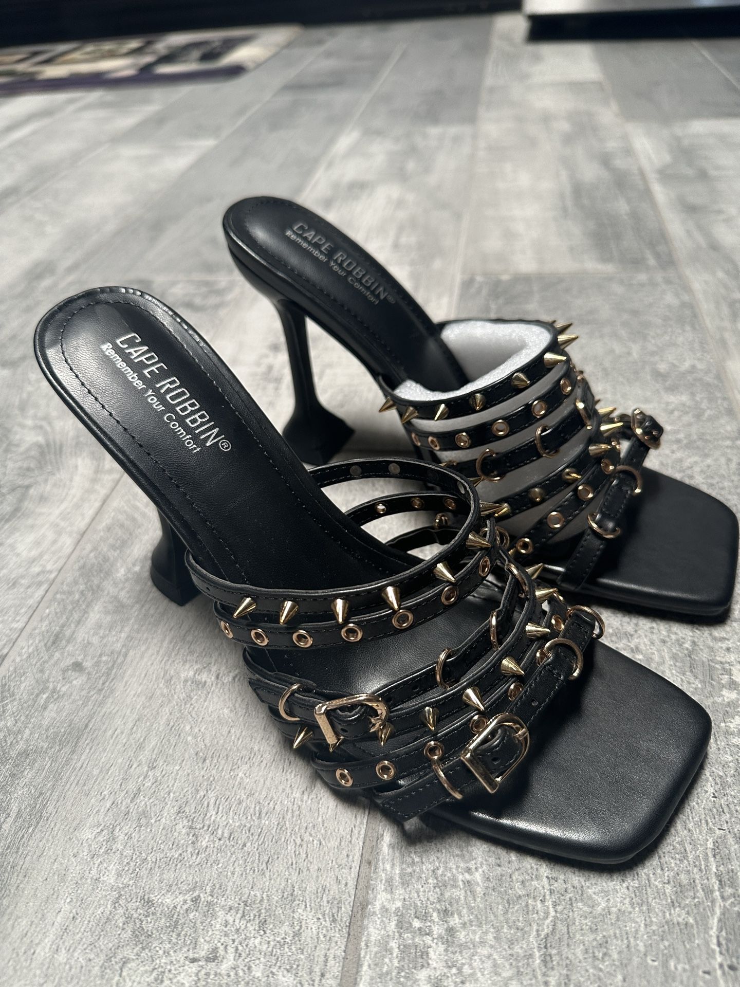 Black Gold Grunge Buckle Punk Studded High Heels