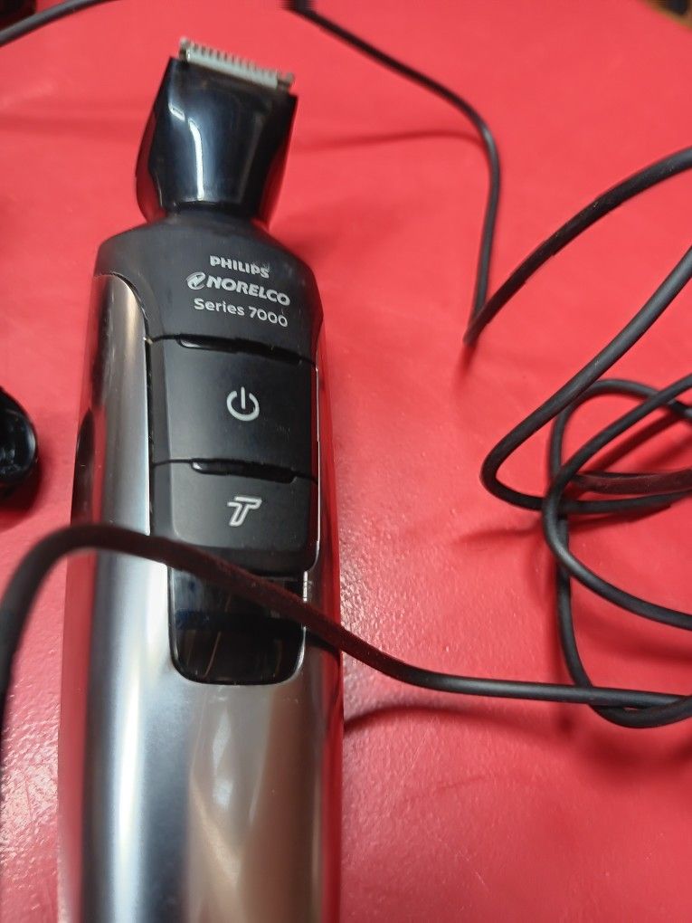 Shavers Philips  Norelco Series 7000 