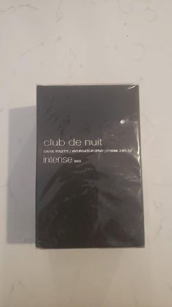 Club de nuit intense man