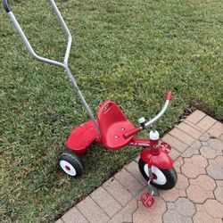 Radio Flyer Deluxe Steer Tricycle. Toddler Trike