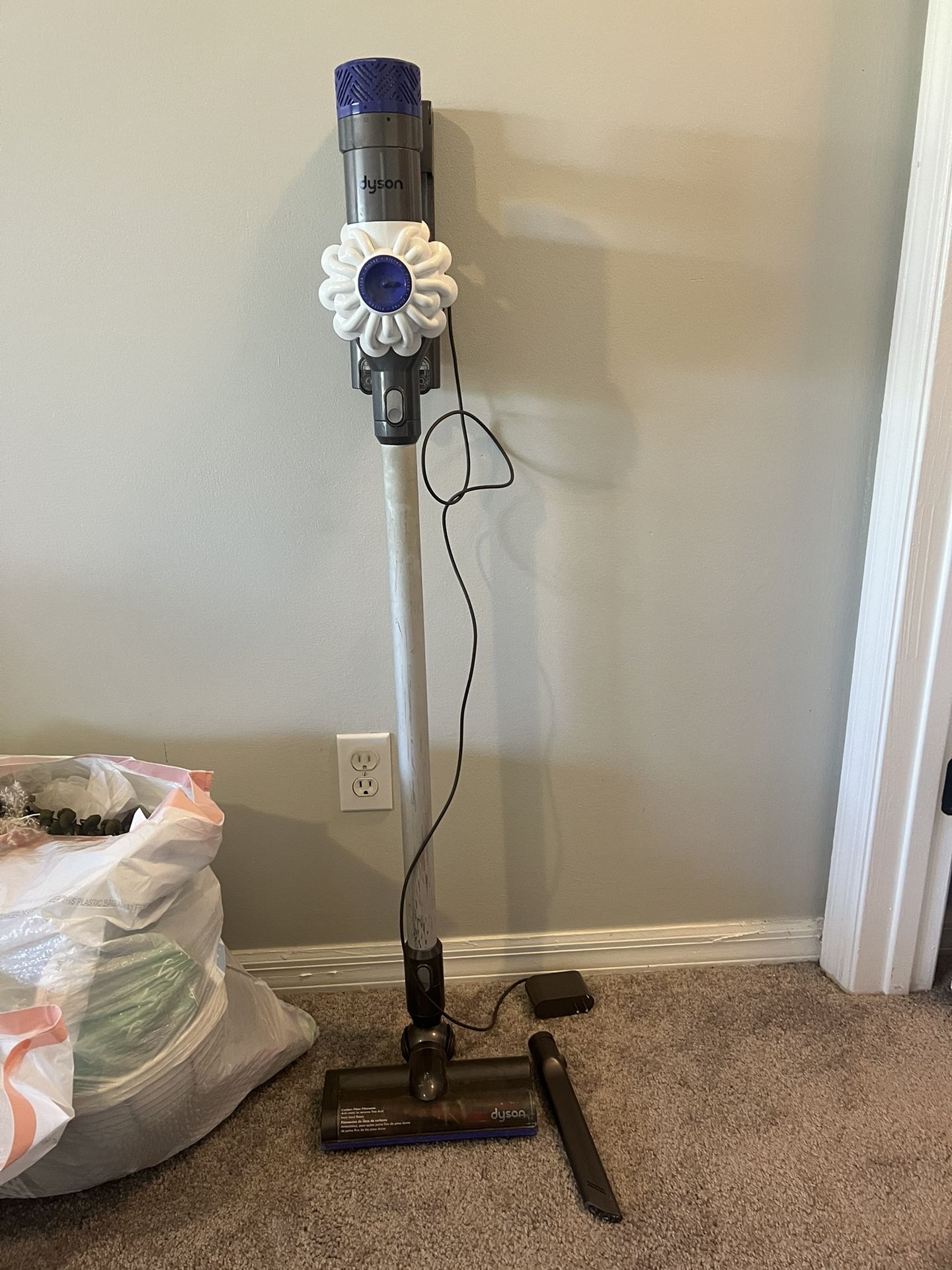 Dyson Vacuum for Sale in Port St. Lucie, FL OfferUp