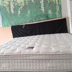King Size Mattress (Colchón King Size)
