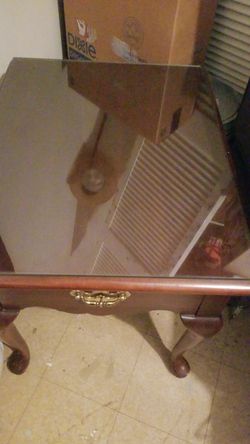 Small elegant table