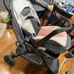 Baby Trend Stroller + Car seat w/ 2 Bases 