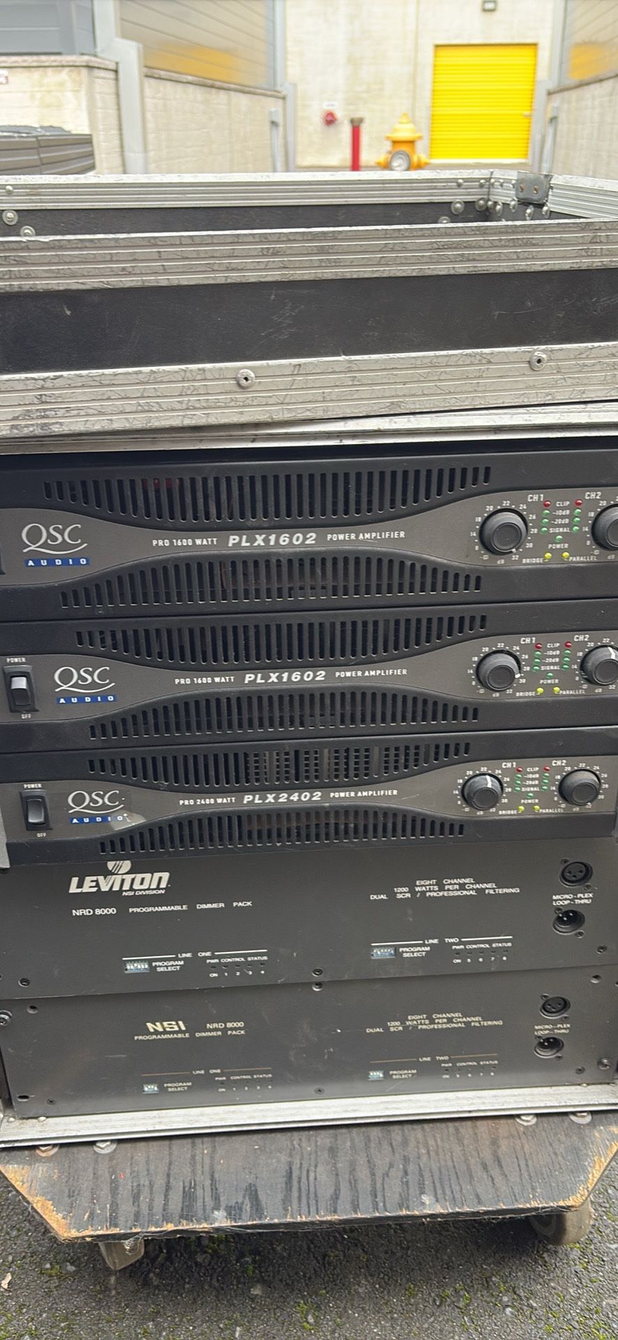 QSC 2400W Amplifier