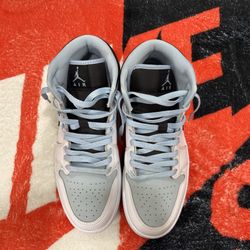 Jordan 1 Mid SE Ice Blue (2023) Size: US M 9.5