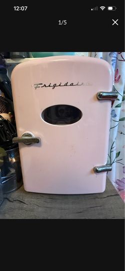 Retro Mini Fridge