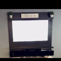 Wall Entertainment Center