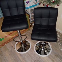 2 New BARSTOOLS 