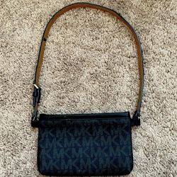 Michael Kors Belt Bag 