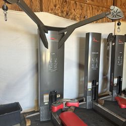 Commercial Gym Equipment-FreeMotion 