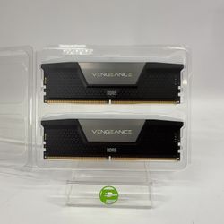 Corsair Vengeance RGB 32GB (2x16GB) RAM DDR5 6000MHz CMH32GX5M2B6000C40