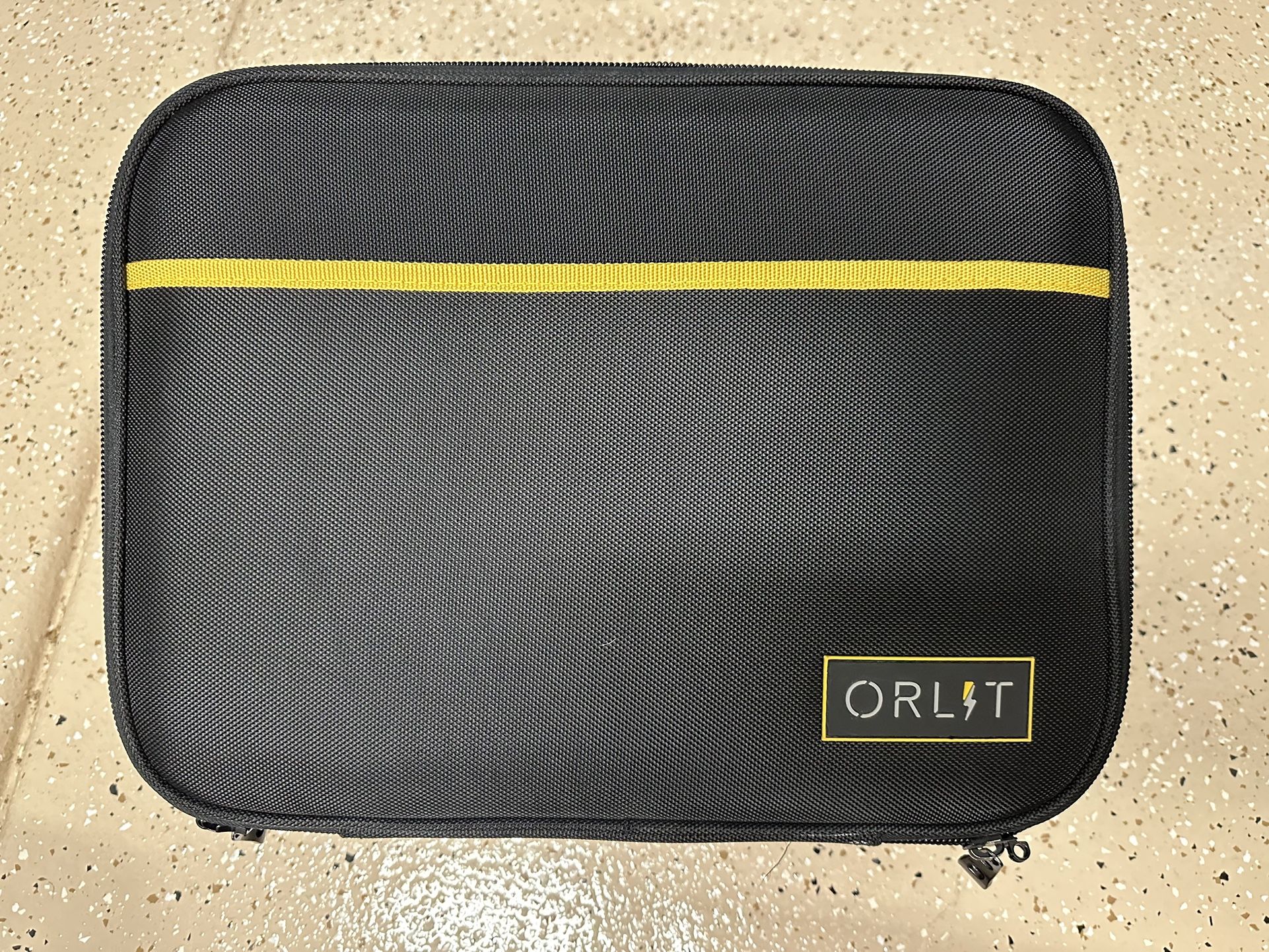 Orlit RoveLight RT 610 TTL Monolight With On Board Power (Bowens Mount) With Orlit AC Adapter Unit