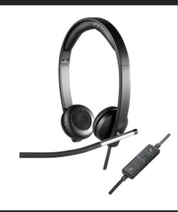 Logitech Professional USB Noise Canceling HeadSet 