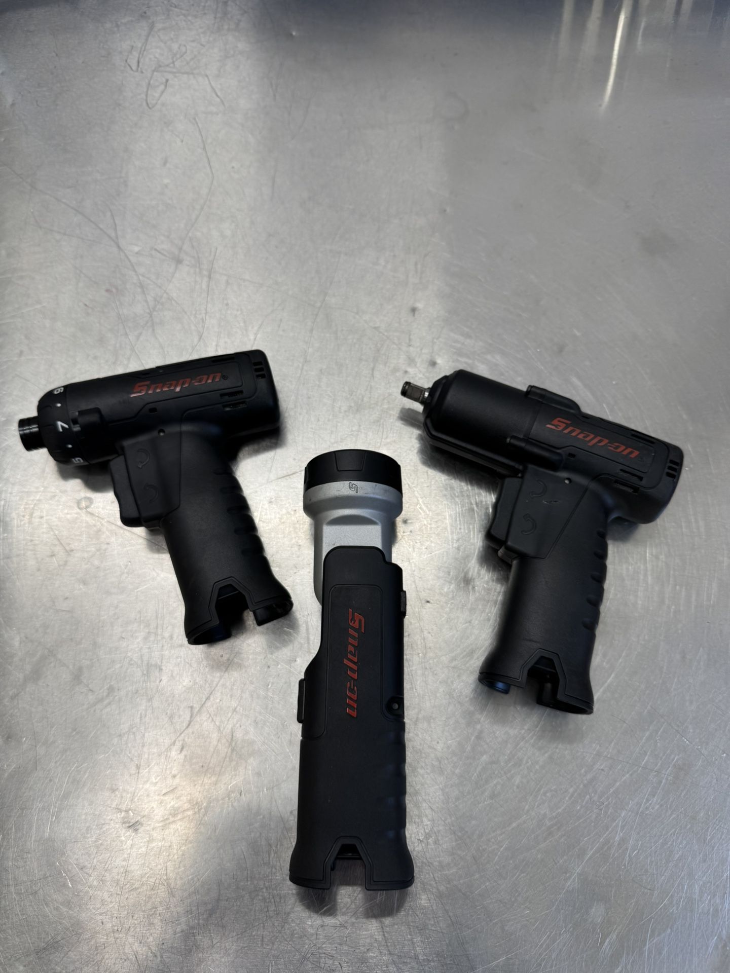 Snap On 3/8 Impact , 1/4 Driver Impact And Flash Light