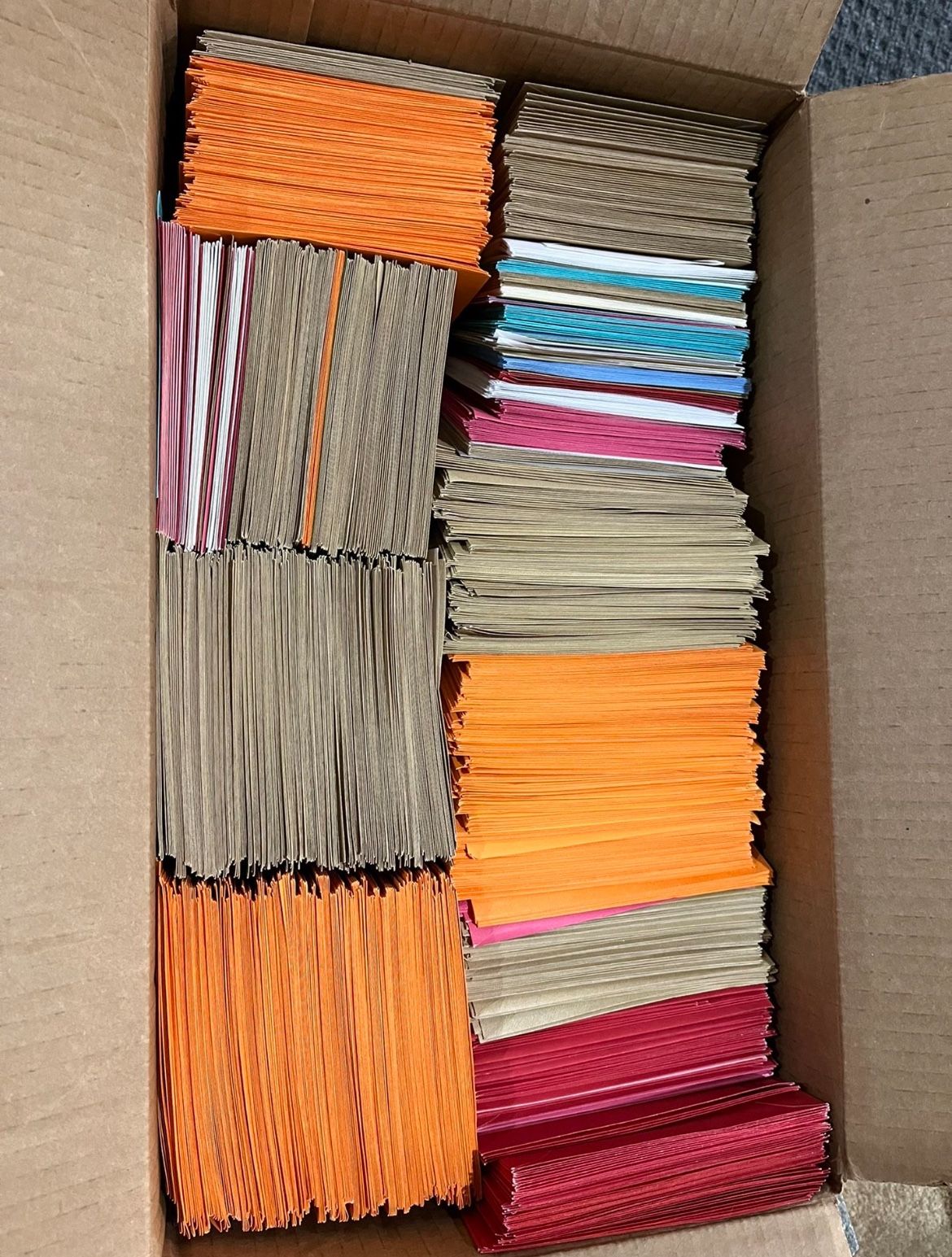 HUGE LOT! HUNDREDS OF NEW COLORED ENVELOPES