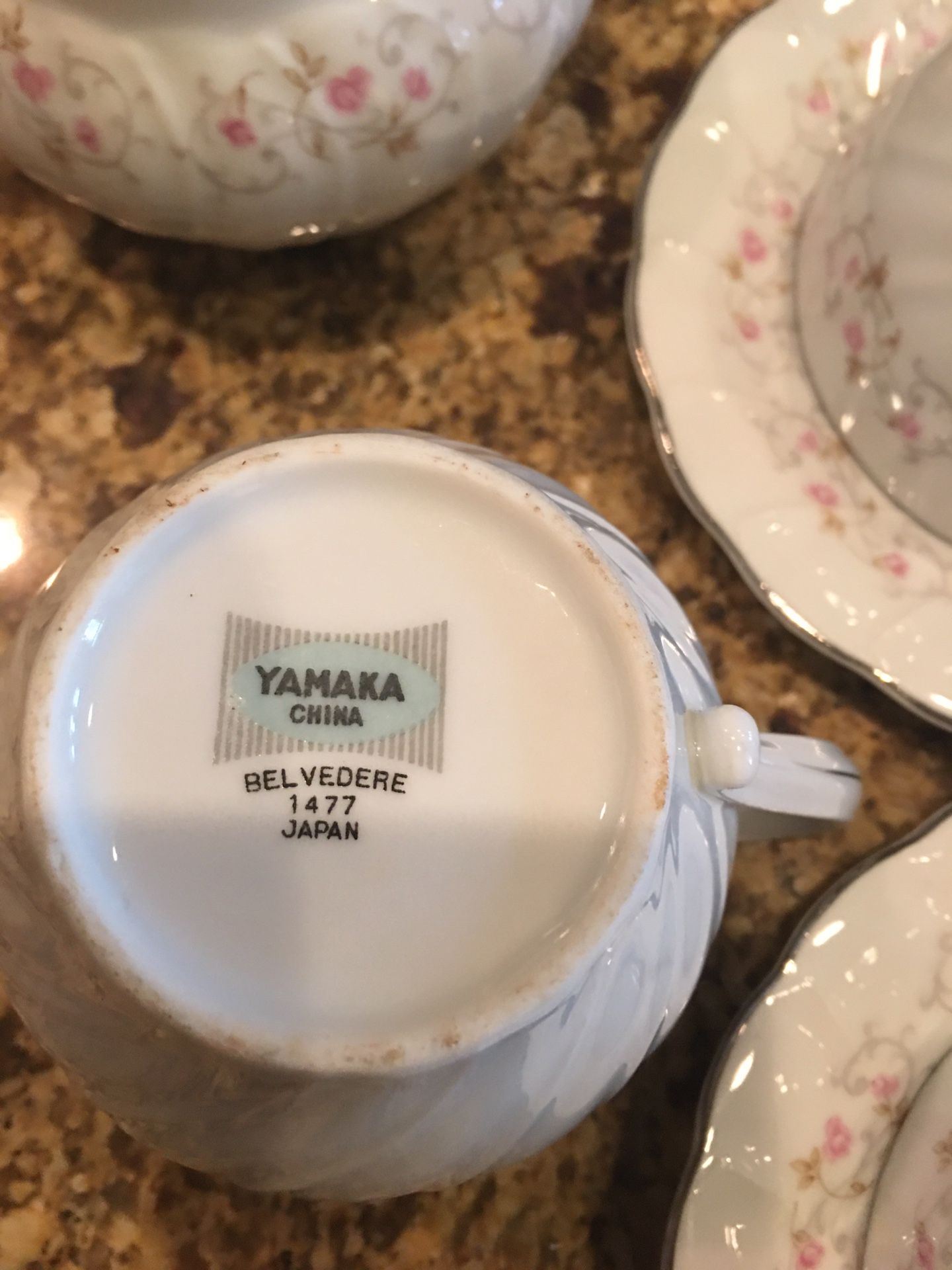 Vintage Yamaka Belvedere 1477 Japan . I have 8 of everything but just 4 serving plates